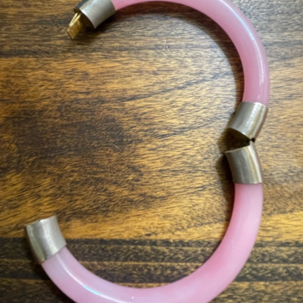 WOMENS ACCESSORY